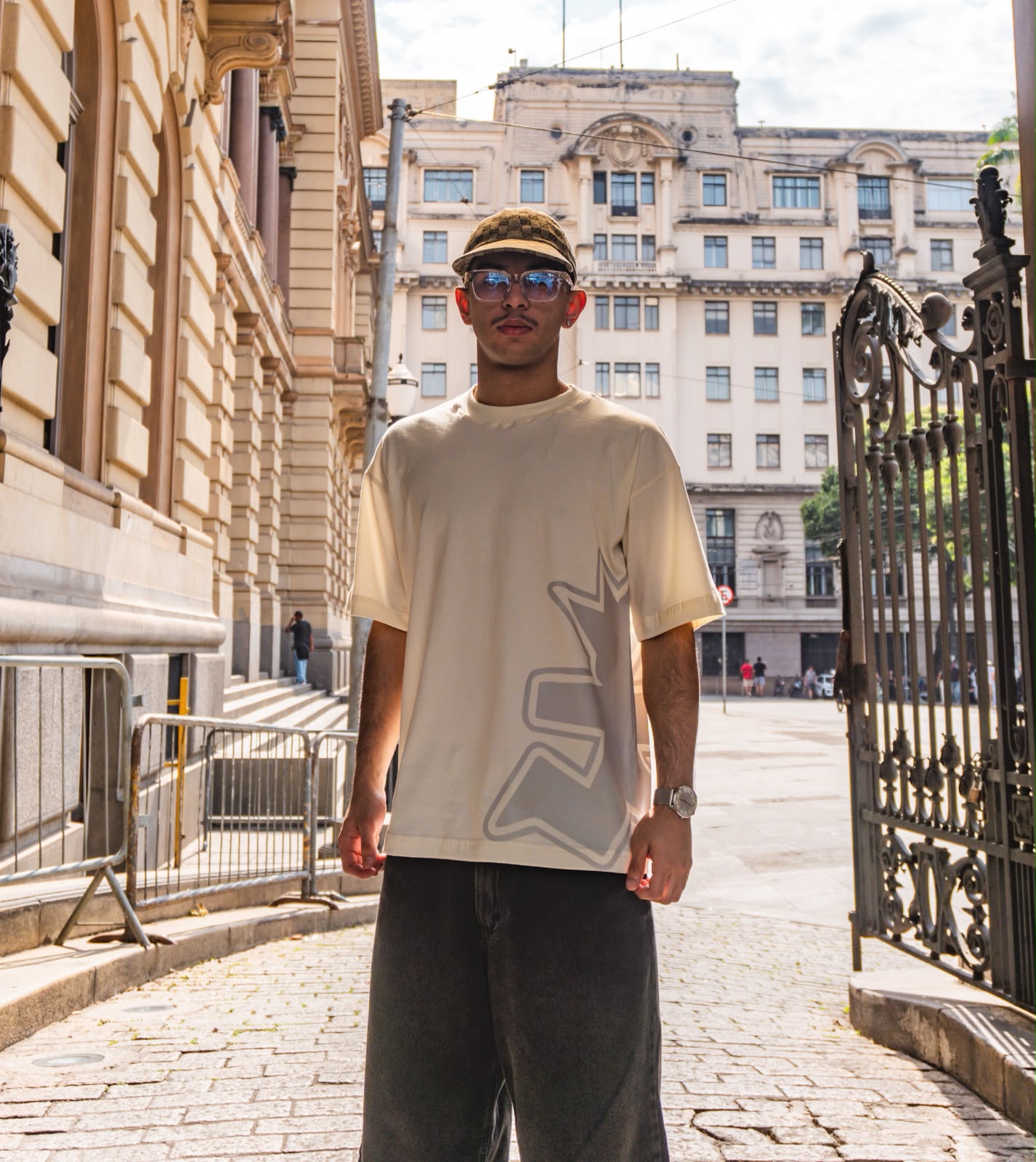 Camiseta Off White Icon - verso